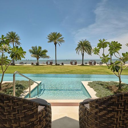 Crowne Plaza Fiji Nadi Bay Resort & Spa, An Ihg Hotel Buitenkant foto
