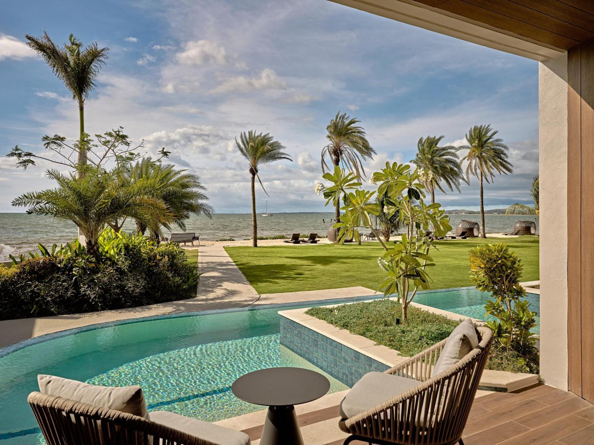 Crowne Plaza Fiji Nadi Bay Resort & Spa, An Ihg Hotel Buitenkant foto