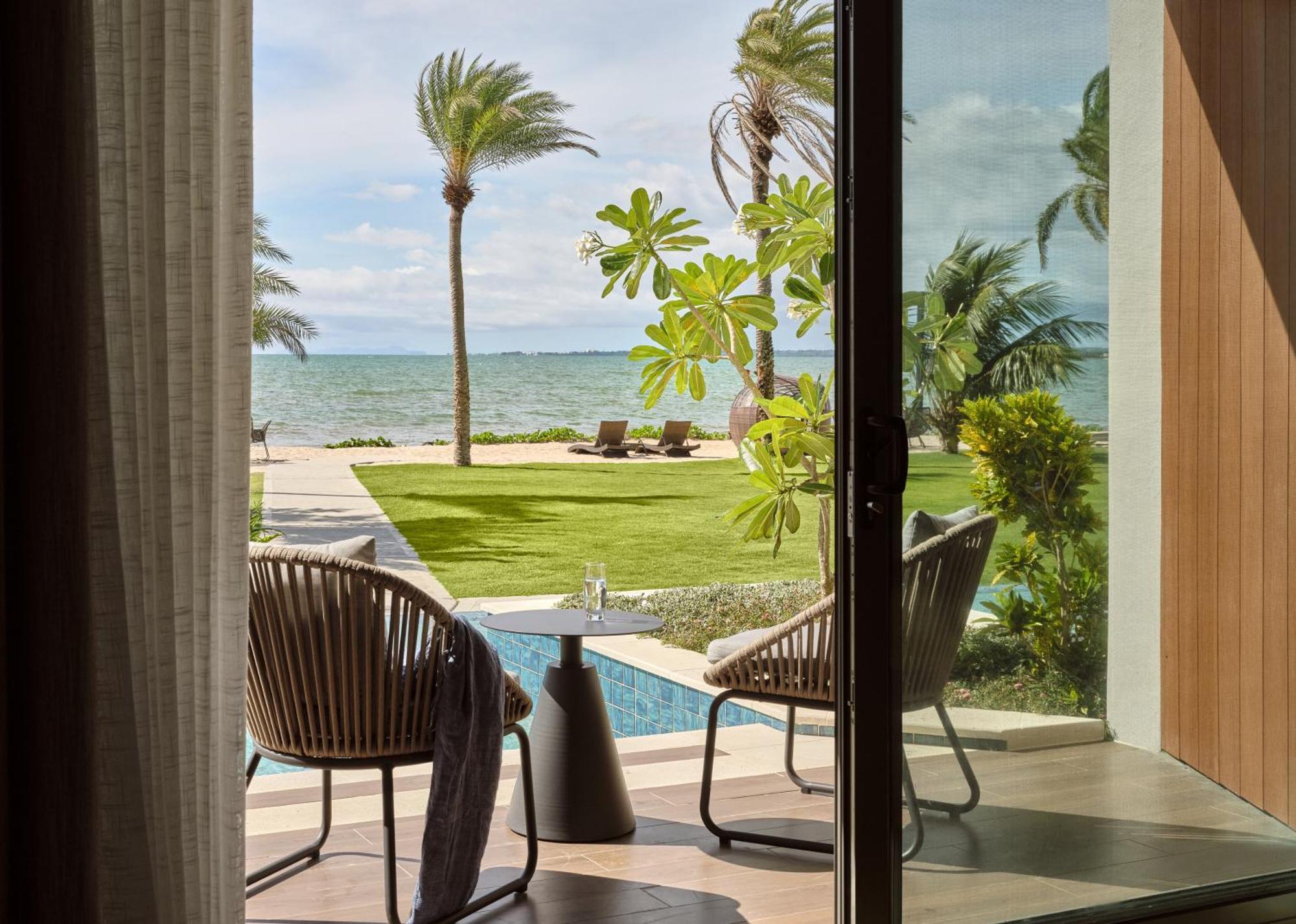 Crowne Plaza Fiji Nadi Bay Resort & Spa, An Ihg Hotel Buitenkant foto