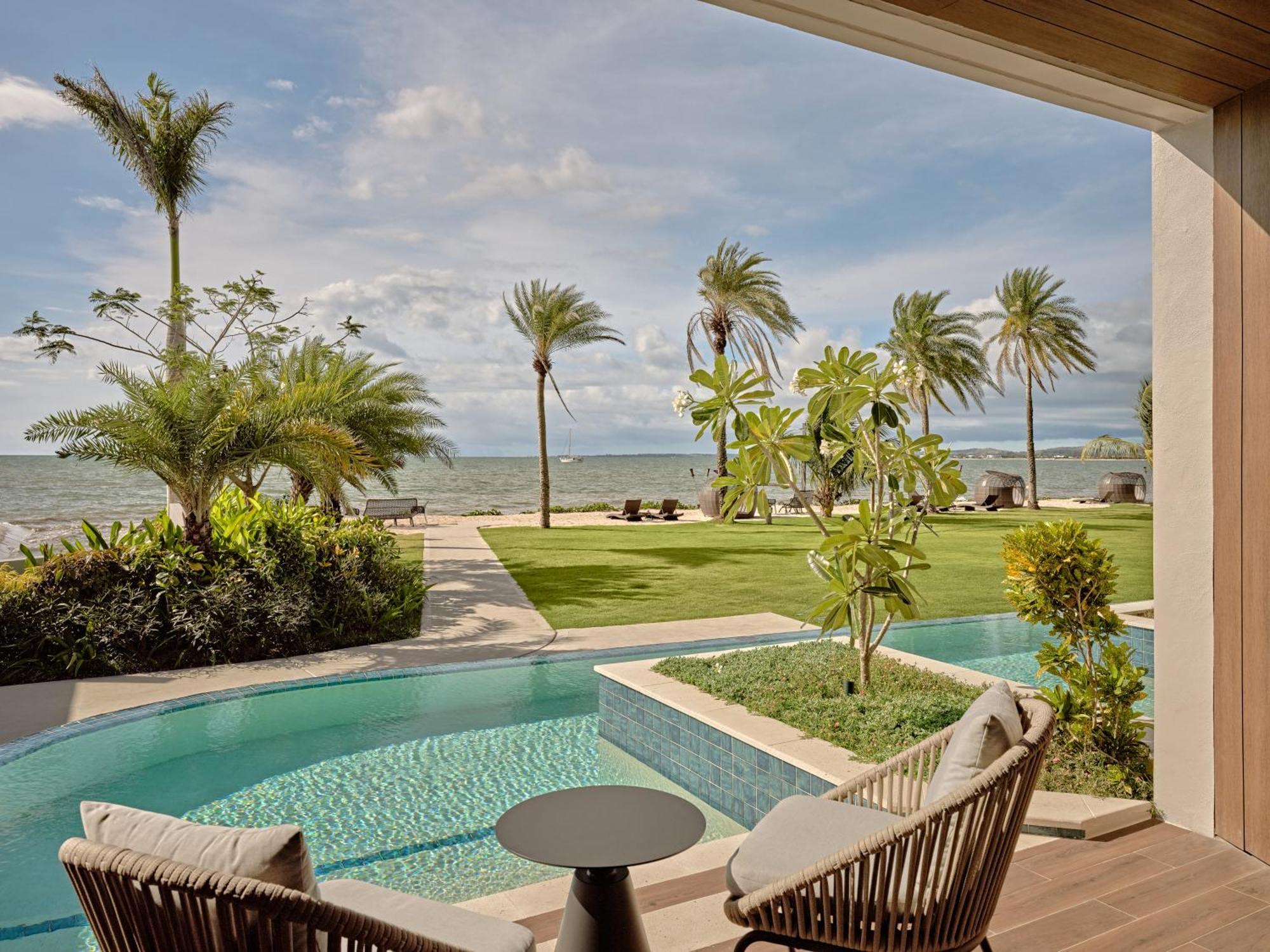 Crowne Plaza Fiji Nadi Bay Resort & Spa, An Ihg Hotel Buitenkant foto